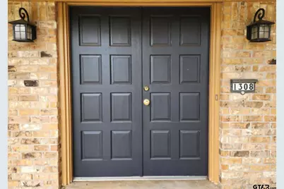 1308 Fairhaven St., Longview, TX 75605 - Photo 4
