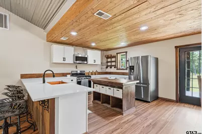 21028 St. Hwy 110, Troup, TX 75789 - Photo 6