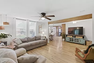 307 Locust Street, Winnsboro, TX 75494 - Photo 6