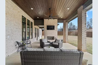 205 Shortleaf Lane, Longview, TX 75605 - Photo 40