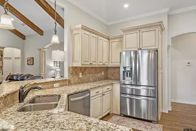 15874 Crazy Horse Dr, Lindale, TX 75771 - Photo 8