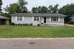 306 Floyd St, Winnsboro, TX 75494 - Photo 1