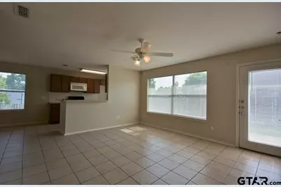 703 Memory Ln, Whitehouse, TX 75791 - Photo 12