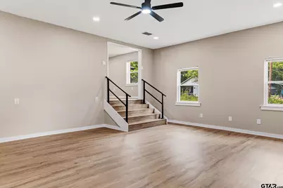 205 Hollywood St, Arp, TX 75750 - Photo 18
