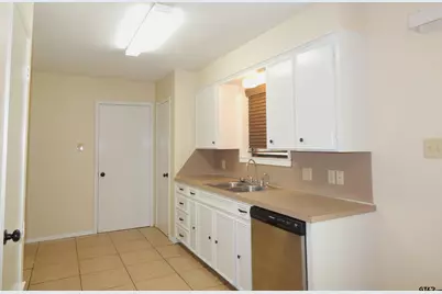 805 Corey Dr., Whitehouse, TX 75791 - Photo 10