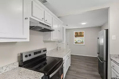 1005 E 9th, Mt Pleasant, TX 75455 - Photo 10