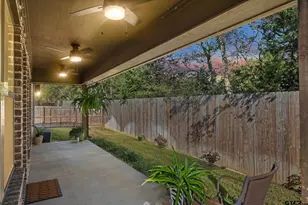 10059 Dayspring Dr, Flint, TX 75762 - Photo 2