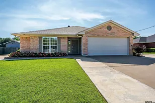 672 Inwood St, Mineola, TX 75773 - Photo 1