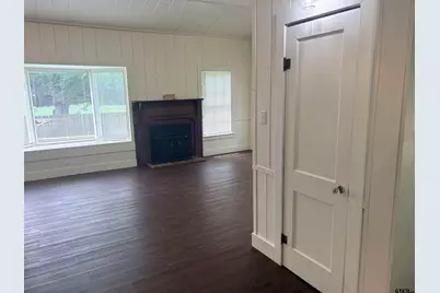 605 E Calvert, Troup, TX 75789 - Photo 10
