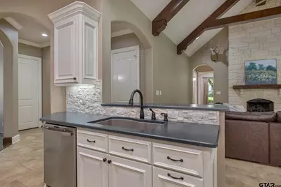 1915 Stonegate Valley Dr., Tyler, TX 75703 - Photo 24