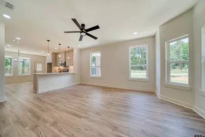 1219 Cherokee St, Longview, TX 75604 - Photo 12
