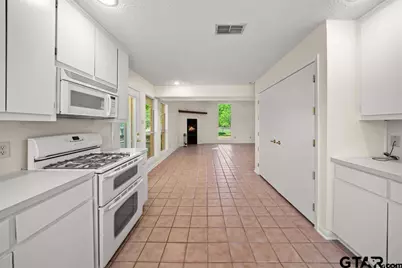 1707 Cr 4101, Jacksonville, TX 75766 - Photo 12