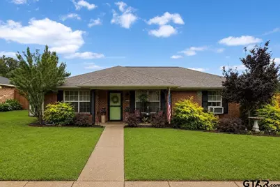 407 Briar Court, Overton, TX 75684 - Photo 2