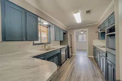 3802 W Elm St, Tyler, TX 75702 - Photo 8