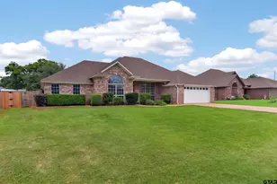 904 Bobwhite Ln, Whitehouse, TX 75791 - Photo 1