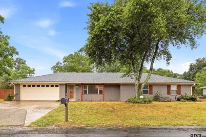 3217 Libbie, Tyler, TX 75707 - Photo 2
