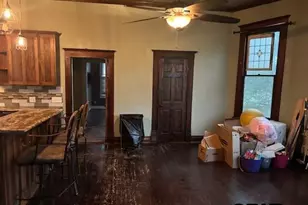 823 S Magnolia St, Palestine, TX 75801 - Photo 4