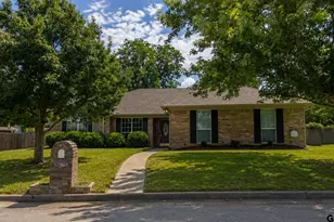 20700 Bluegrass Cir, Flint, TX 75762 - Photo 1