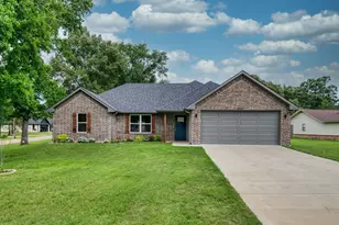 21317 Dean St, Chandler, TX 75758 - Photo 1