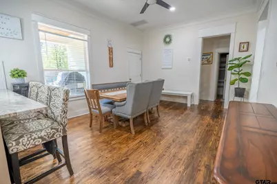 200 W Van St, Lindale, TX 75771 - Photo 16