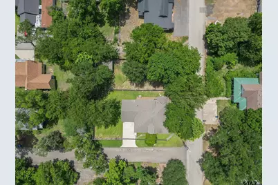 200 W Van St, Lindale, TX 75771 - Photo 48