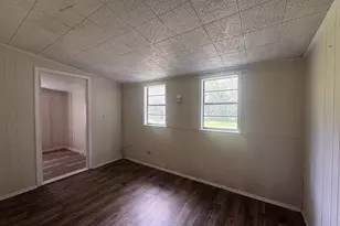 414 W 4th St, Mt Pleasant, TX 75455 - Photo 12