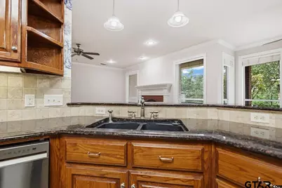 17770 County Road 122, Tyler, TX 75703 - Photo 14