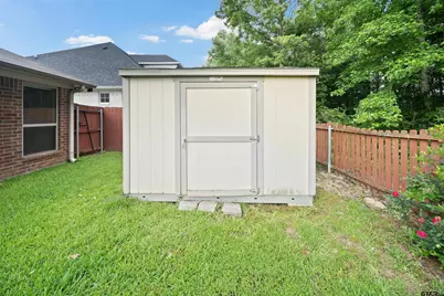 2559 Lazy Acres Ln, Tyler, TX 75707 - Photo 26