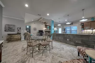 312 Kingdom Blvd, Lindale, TX 75771 - Photo 16