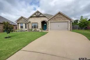 312 Kingdom Blvd, Lindale, TX 75771 - Photo 1