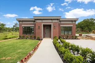 719 Britton, Tyler, TX 75701 - Photo 2