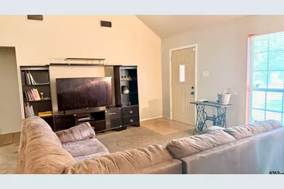 14650 Larkridge St, Tyler, TX 75709 - Photo 2