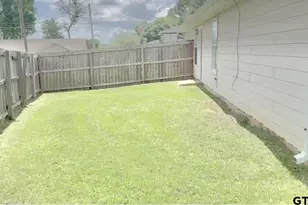 308 Park Ln, Jacksonville, TX 75766 - Photo 4