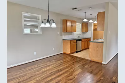 308 Park Ln, Jacksonville, TX 75766 - Photo 6