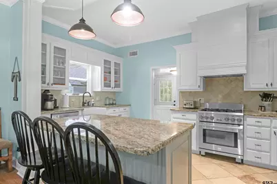 2217 Bass Hollow Circle, Jacksonville, TX 75766 - Photo 14