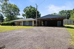 119 W Billy Daniels Pkwy, Mount Pleasant, TX 75455 - Photo 2