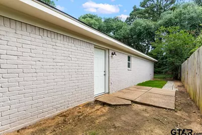 2202 Balsam Street, Longview, TX 75605 - Photo 24