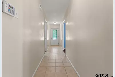 2202 Balsam Street, Longview, TX 75605 - Photo 2