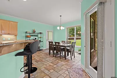 2404 Sugar Creek Circle, Longview, TX 75605 - Photo 14