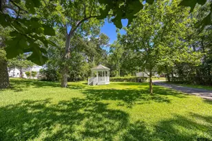 609 Fowler, Palestine, TX 75801 - Photo 36