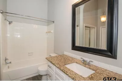 5919 Hollytree Dr, Tyler, TX 75703 - Photo 18