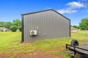 328 County Rd 4220, Jacksonville, TX 75766 - Photo 8