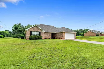 328 County Road 4220, Jacksonville, TX 75766 - Photo 2