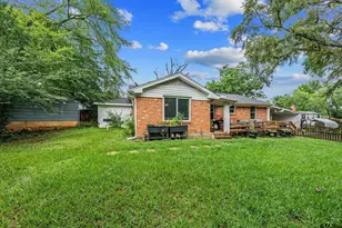 131 Ray St, Rusk, TX 75785 - Photo 2