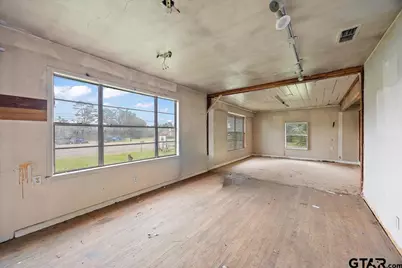 1535 N Dickinson, Rusk, TX 75785 - Photo 14