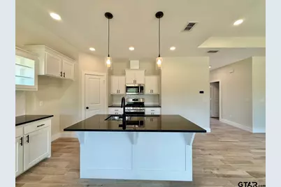 17434 Crossing Circle, Lindale, TX 75771 - Photo 6