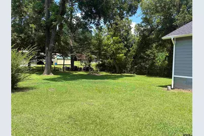 816 Newsome, Gilmer, TX 75644 - Photo 18