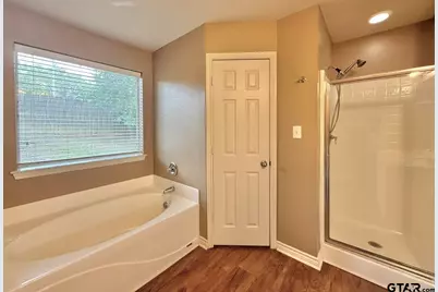 15919 Brittain Ct, Lindale, TX 75771 - Photo 10