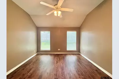 15919 Brittain Ct, Lindale, TX 75771 - Photo 8