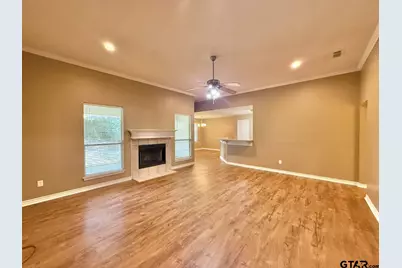 15919 Brittain Ct, Lindale, TX 75771 - Photo 14